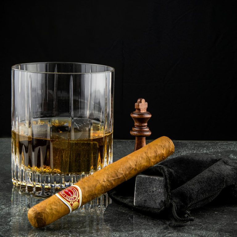 Thu mua xì gà Cuba Habanos chính hãng